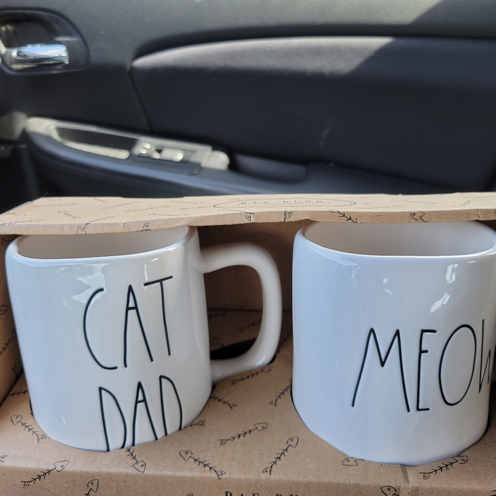Rae Dunn Cat Lovers Mug Set. New